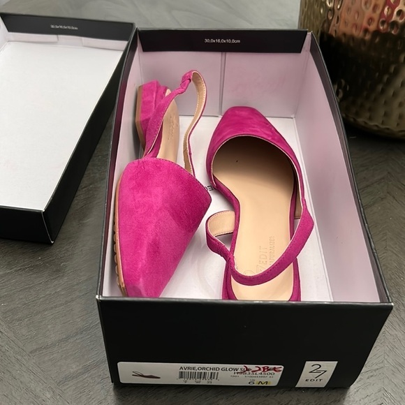 Naturalizer 27 EDIT Avrie Suede Slingback Block Heel Flats - Picture 2 of 9